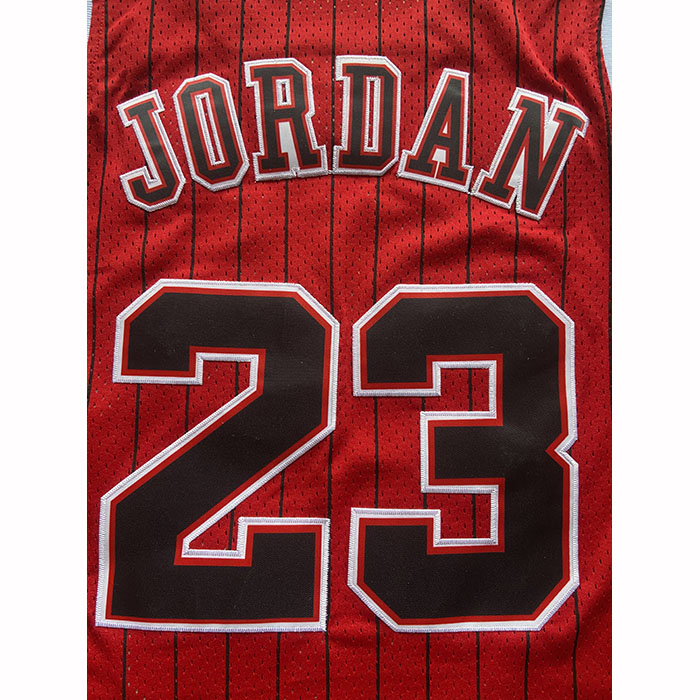 Camiseta Chicago Bulls Michael Jordan NO 23 Mitchell & Ness 1997-98 Rojo1